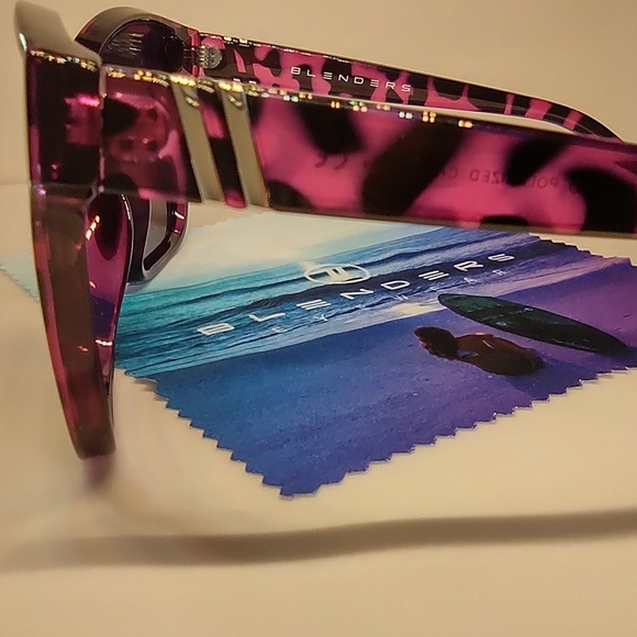 Blenders Eyewear Lady Inferno Buttertron Polarized Sunglasses - Picture 4 of 7